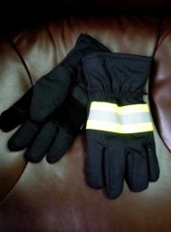 Перчатки пожарного, новые