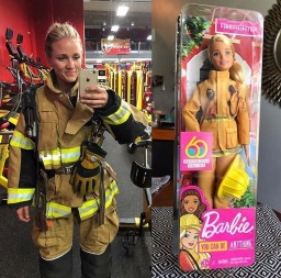Девушка пожарный