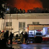 23 сентября. На месте пожара в здании склада на востоке Москвы обнаружены тела восьми погибших сотрудников МЧС.